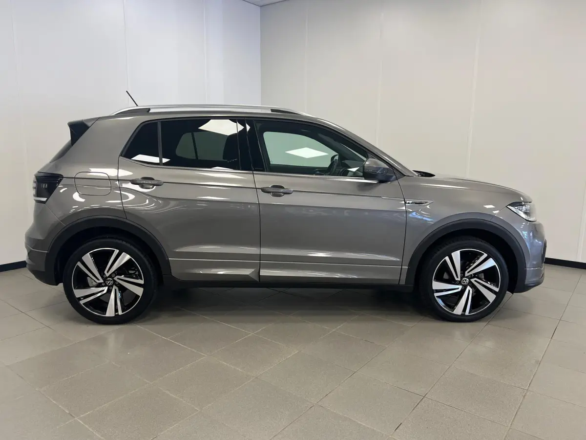 1.0 TSI R-LINE / DSG AUTOMAAT / STOELVERW. / NAVI / CAMERA / CLIMATE.C /