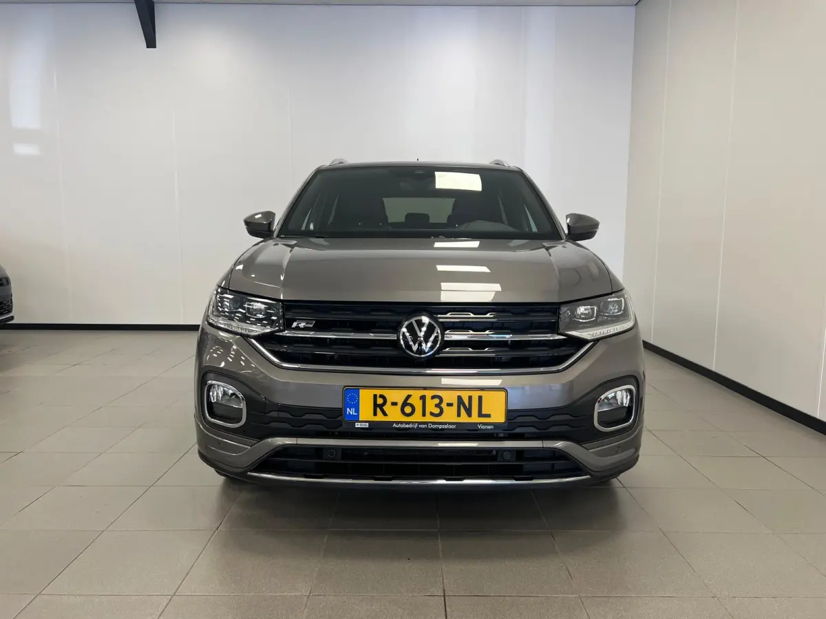 1.0 TSI R-LINE / DSG AUTOMAAT / STOELVERW. / NAVI / CAMERA / CLIMATE.C /
