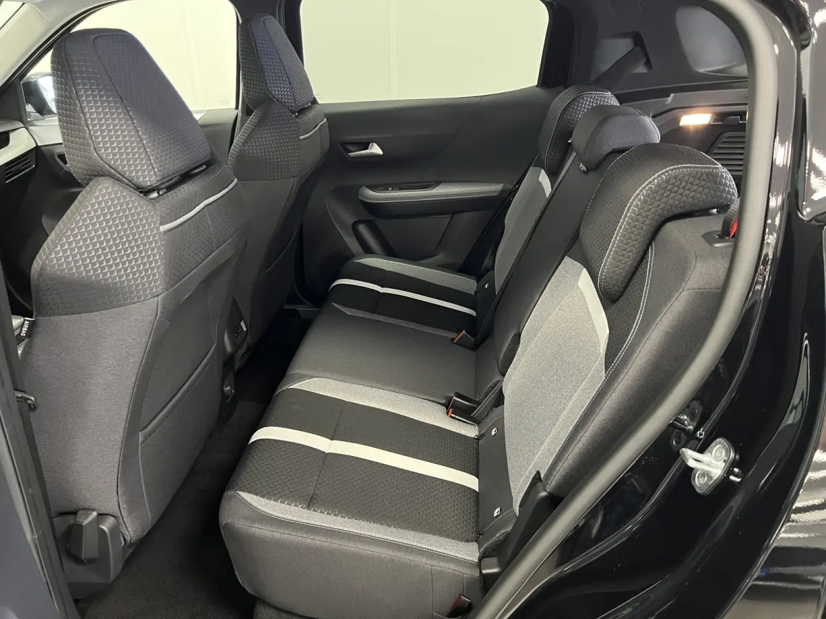 1.2 T HYBRID 145PK GS / 7-PERS. / KEYLESS / NAVI / STOEL-STUURVERW. /