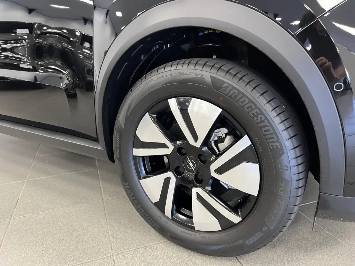 1.2 T HYBRID 145PK GS / 7-PERS. / KEYLESS / NAVI / STOEL-STUURVERW. /