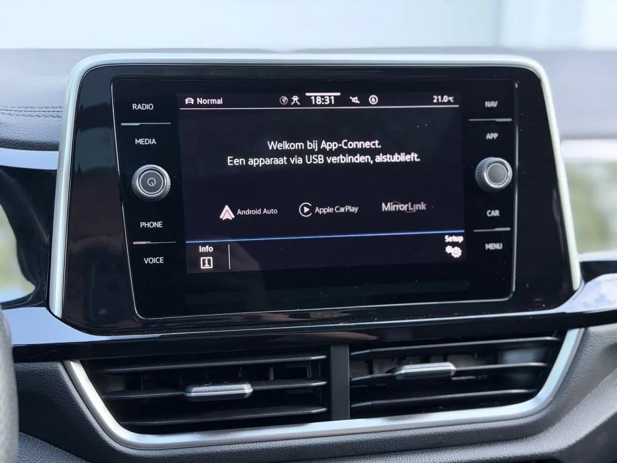 1.5 TSI 3xR-Line Pano/Keyless/Camera