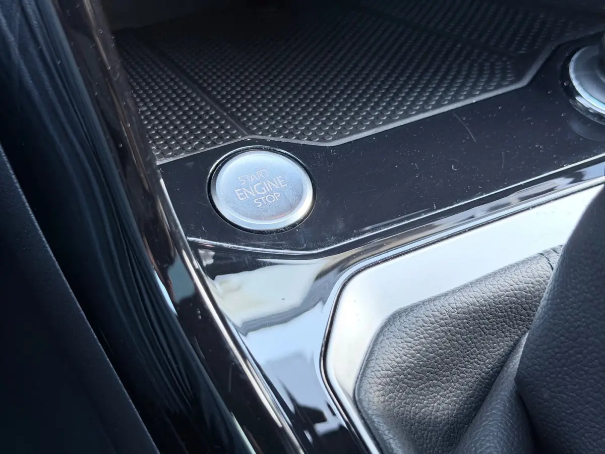 1.5 TSI 3xR-Line Pano/Keyless/Camera