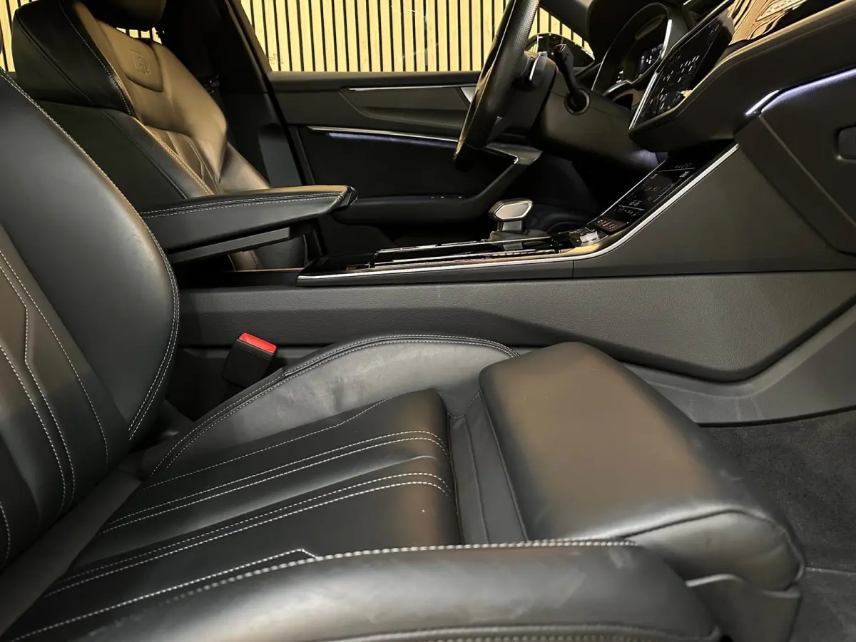 55 TFSI e Quattro S Line Competition 367PK