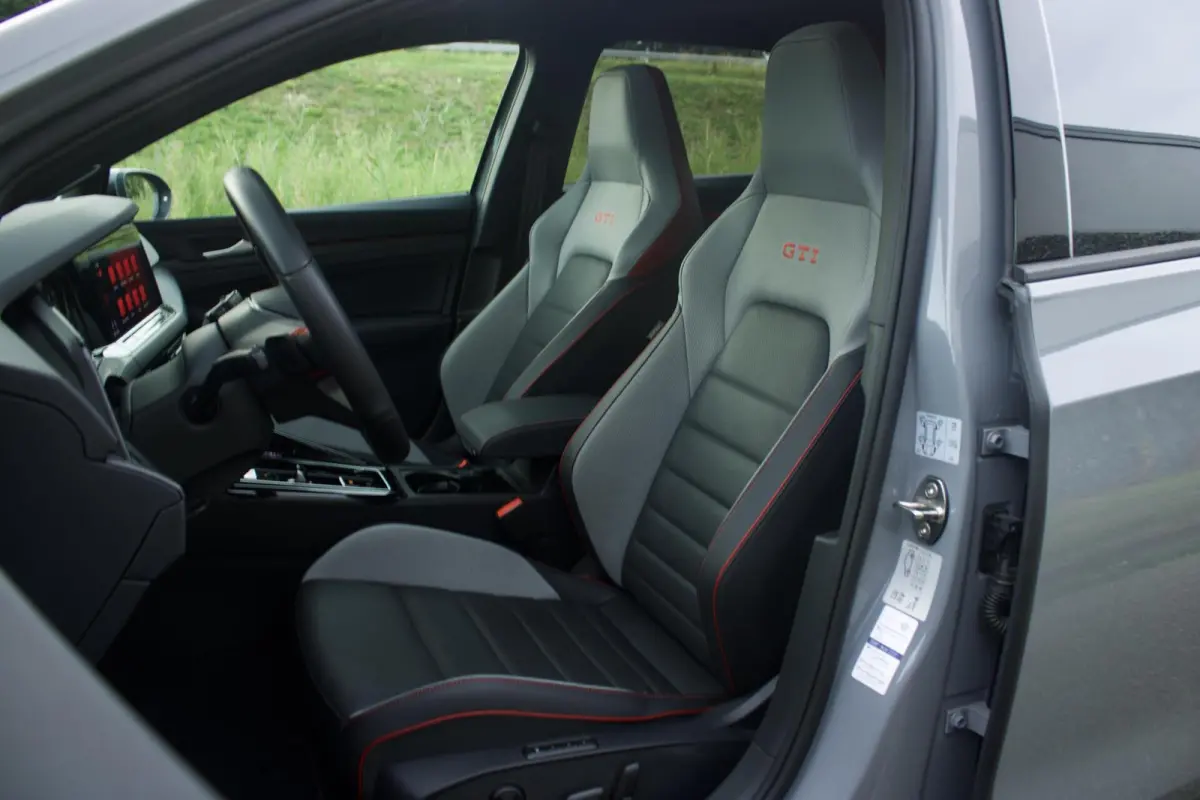 8 GTI Clubsport| LEER - Pano - H/K - Estoril