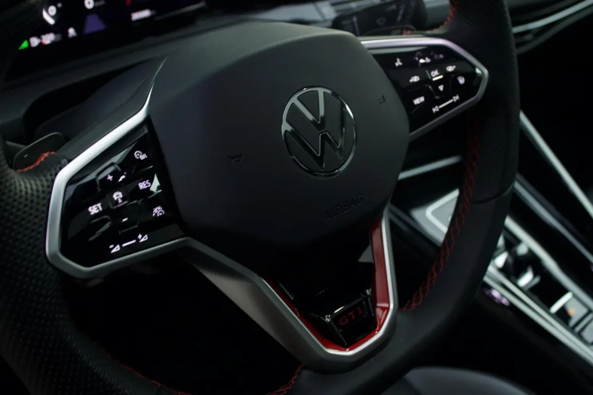 8 GTI Clubsport| LEER - Pano - H/K - Estoril