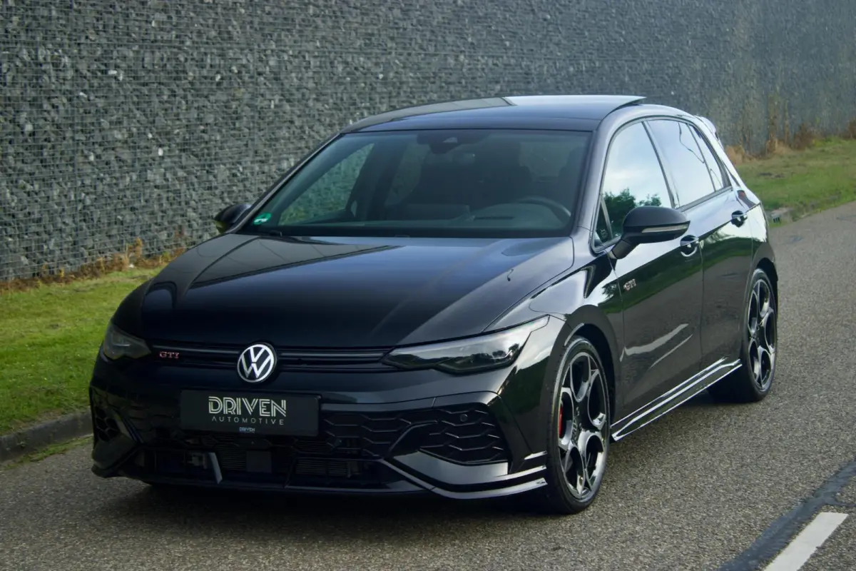 Volkswagen Golf 8.5 GTI Clubsport | Blackstyle - HUD - 1 Eig