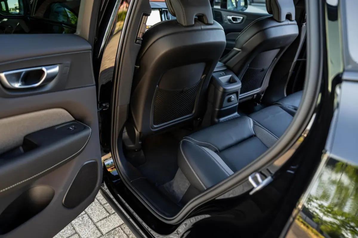 2.0 T6 AWD Black Edition Pano 360° Trekhaak H/K