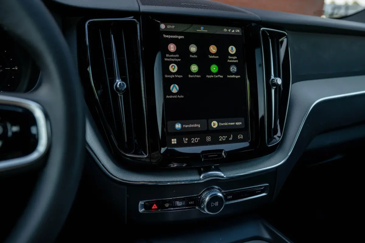 2.0 T6 AWD Black Edition Pano 360° Trekhaak H/K
