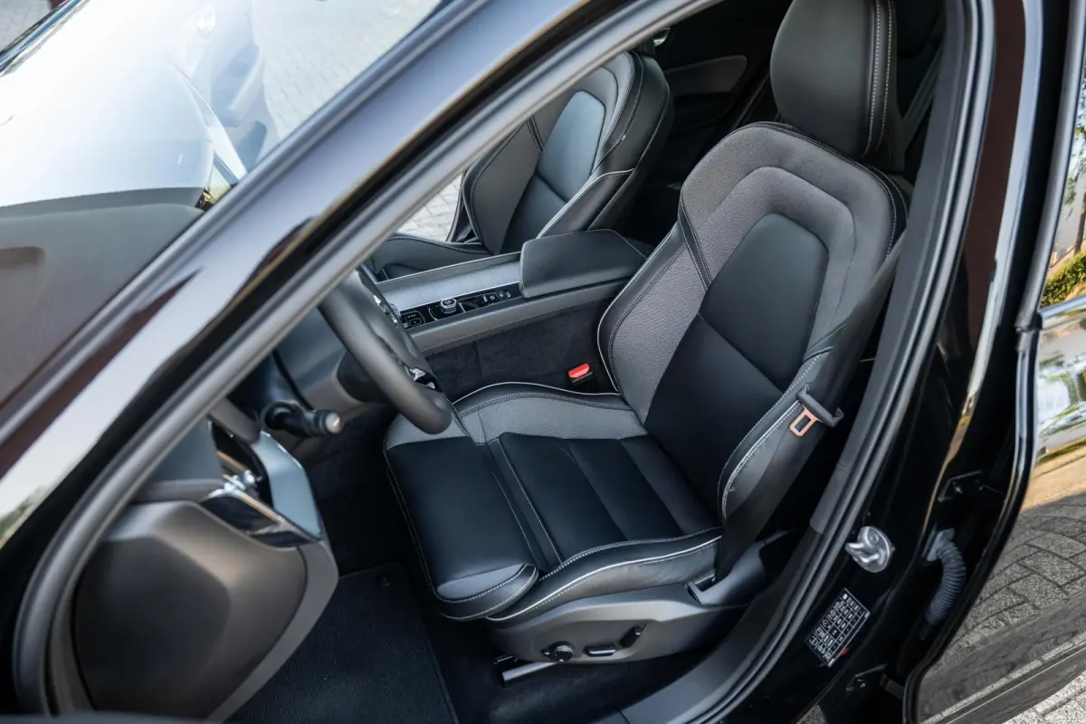 2.0 T6 AWD Black Edition Pano 360° Trekhaak H/K