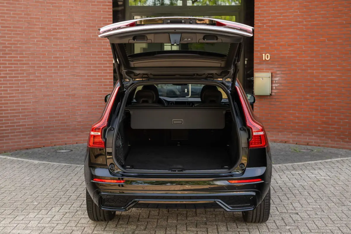 2.0 T6 AWD Black Edition Pano 360° Trekhaak H/K