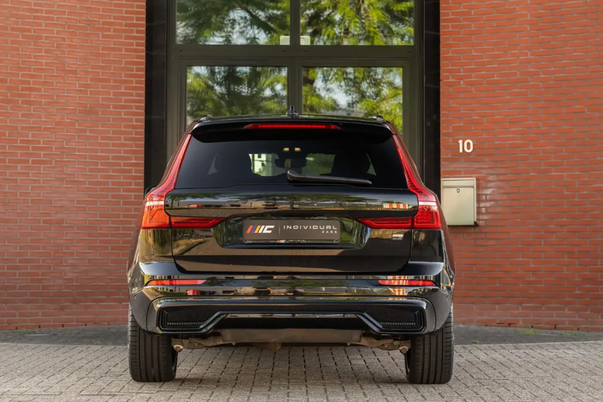 2.0 T6 AWD Black Edition Pano 360° Trekhaak H/K