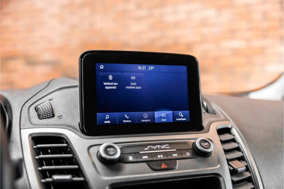 1.0 Ecoboost L2 | Marge | BTW & BPM Vrij | CarPlay | Camera | Navigatie | Stoelverwarming | DAB | 3-Zitter | Trekhaak | Nieuwe APK
