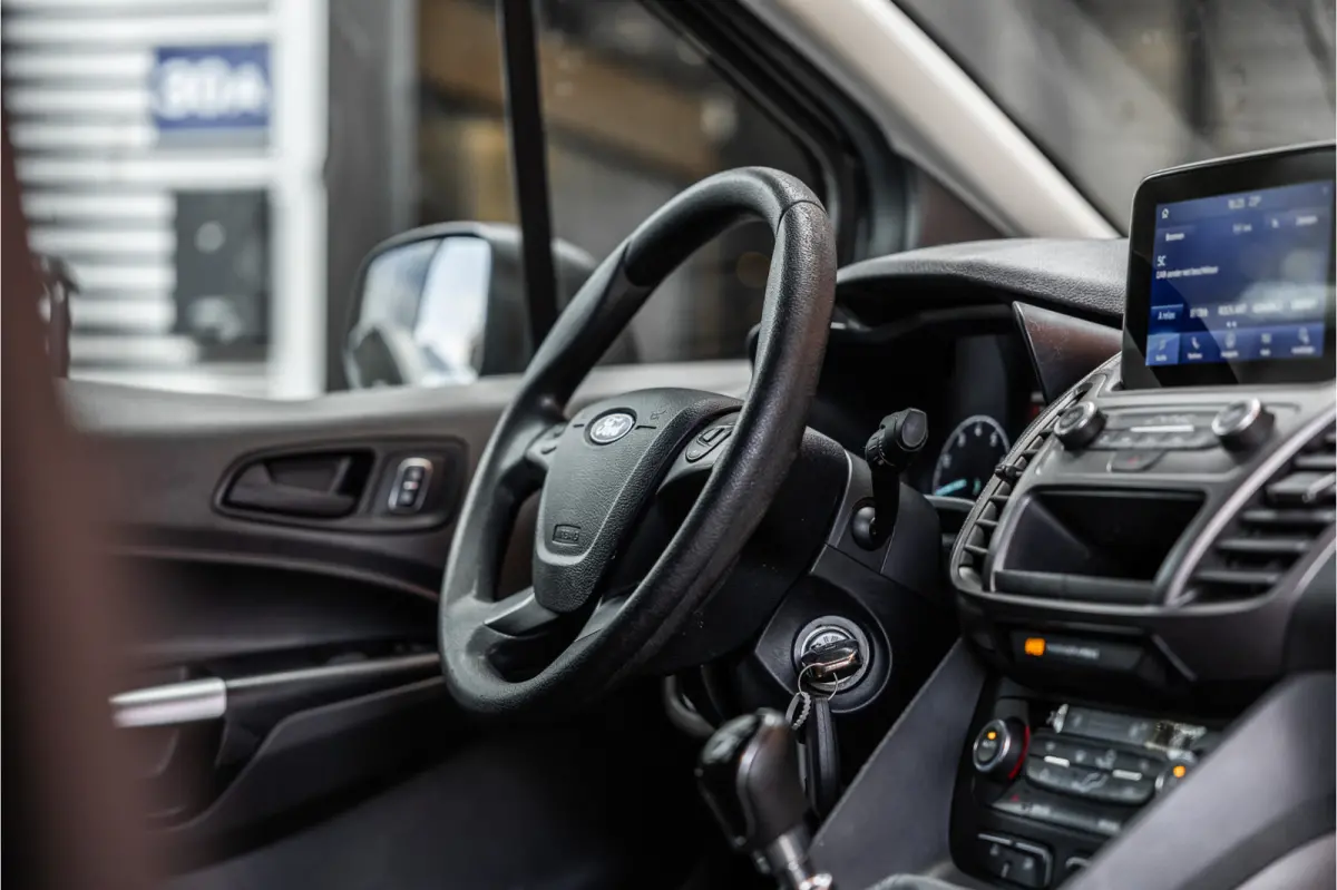 1.0 Ecoboost L2 | Marge | BTW & BPM Vrij | CarPlay | Camera | Navigatie | Stoelverwarming | DAB | 3-Zitter | Trekhaak | Nieuwe APK