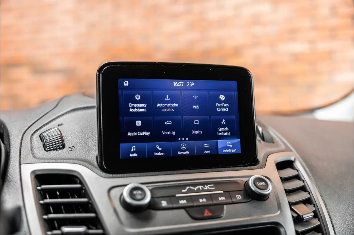 1.0 Ecoboost L2 | Marge | BTW & BPM Vrij | CarPlay | Camera | Navigatie | Stoelverwarming | DAB | 3-Zitter | Trekhaak | Nieuwe APK