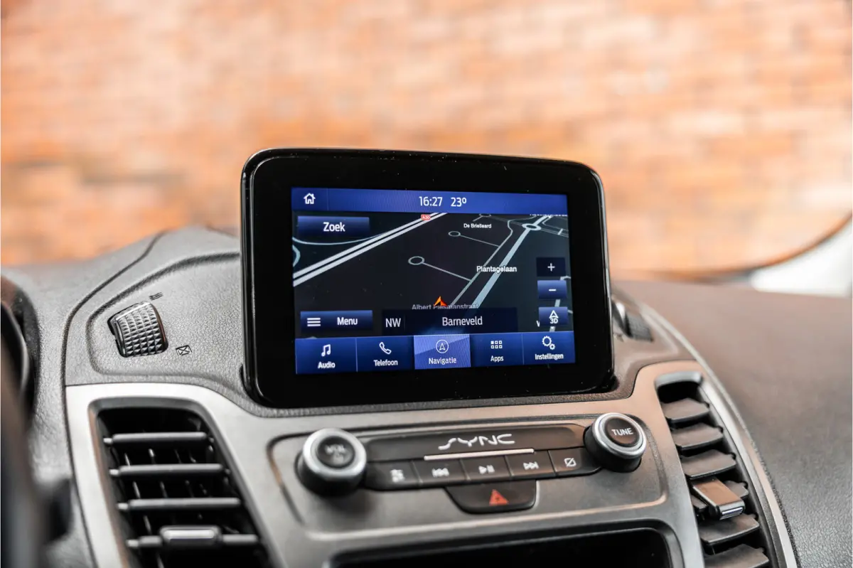 1.0 Ecoboost L2 | Marge | BTW & BPM Vrij | CarPlay | Camera | Navigatie | Stoelverwarming | DAB | 3-Zitter | Trekhaak | Nieuwe APK