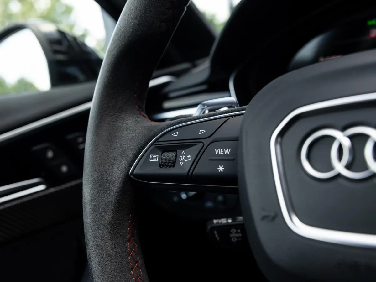 2.9 TFSI RS 4 quattro competition plus kuipstoelen | BANG & OLUFSEN | 280 KM/U | PANORAMA/SCHUIF-KANTEDAK | NARDOGRIJS | ADAPTIVE CRUISE CONTROL | CARBON INTERIEUR | KEYLESS ENTRY |