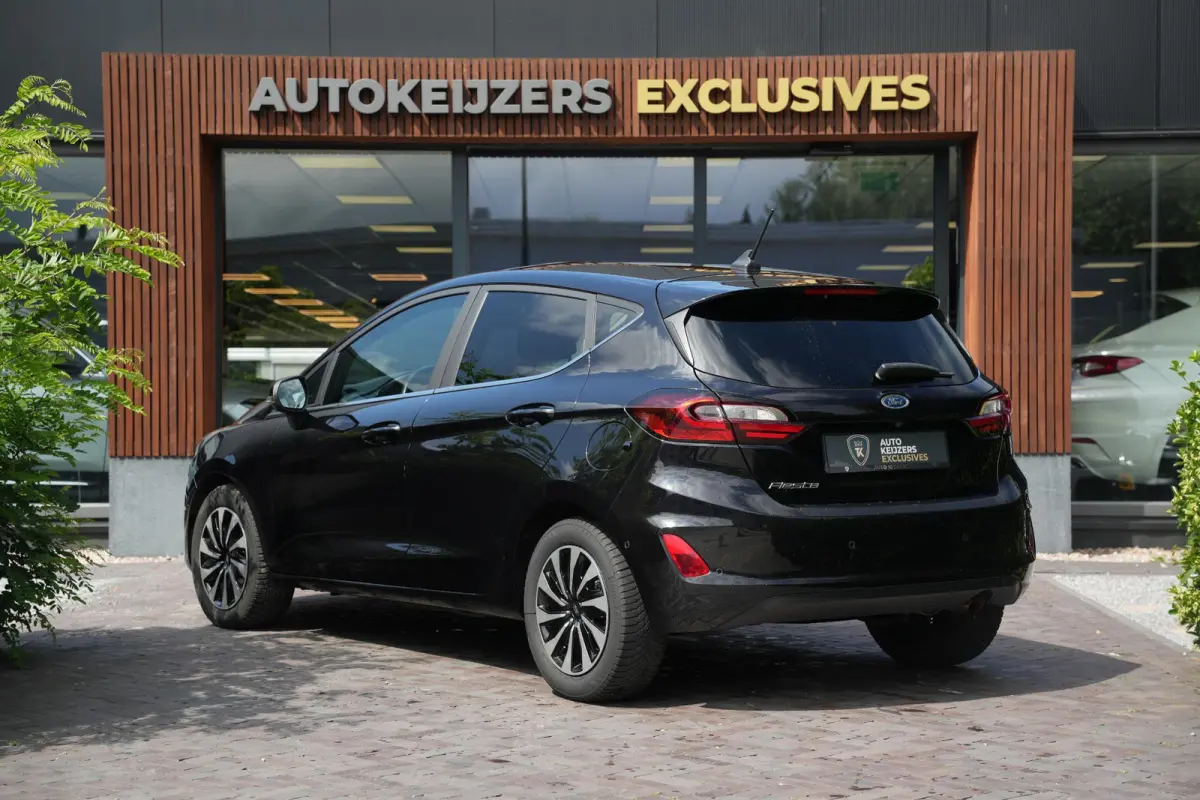 1.0 EcoBoost Hybrid Titanium