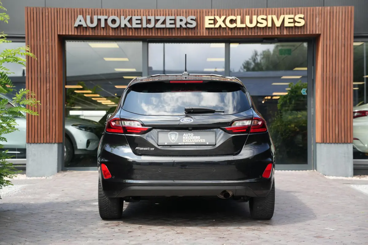 1.0 EcoBoost Hybrid Titanium