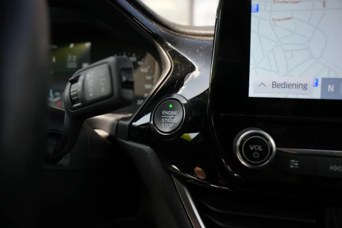 1.0 EcoBoost Hybrid Titanium