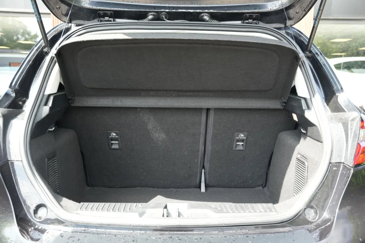1.0 EcoBoost Hybrid Titanium
