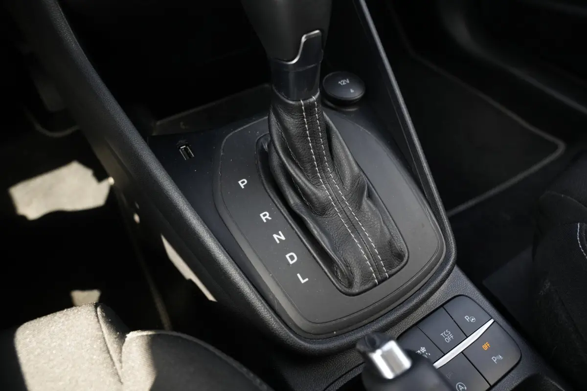 1.0 EcoBoost Hybrid Titanium