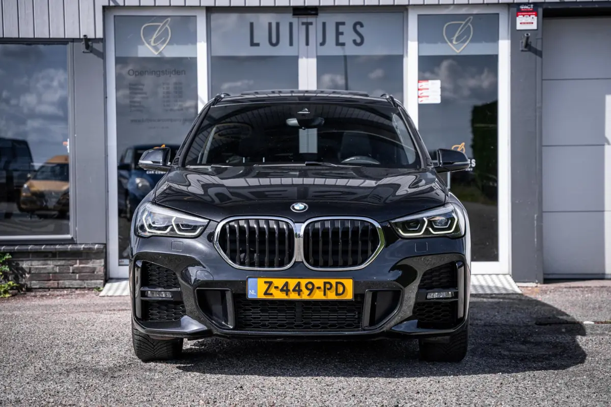 xDrive20i 192pk M-Sport Pano-dak|Camera|Elek-A.klep|Sportstoelen|Sfeerverlichting