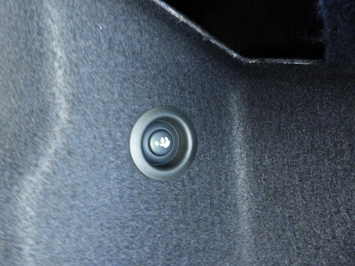 1.5 C Classic Trim | Pakket S | Stuurwielrand verwarmd | Panoramadak | Head-Up | Trekhaak |
