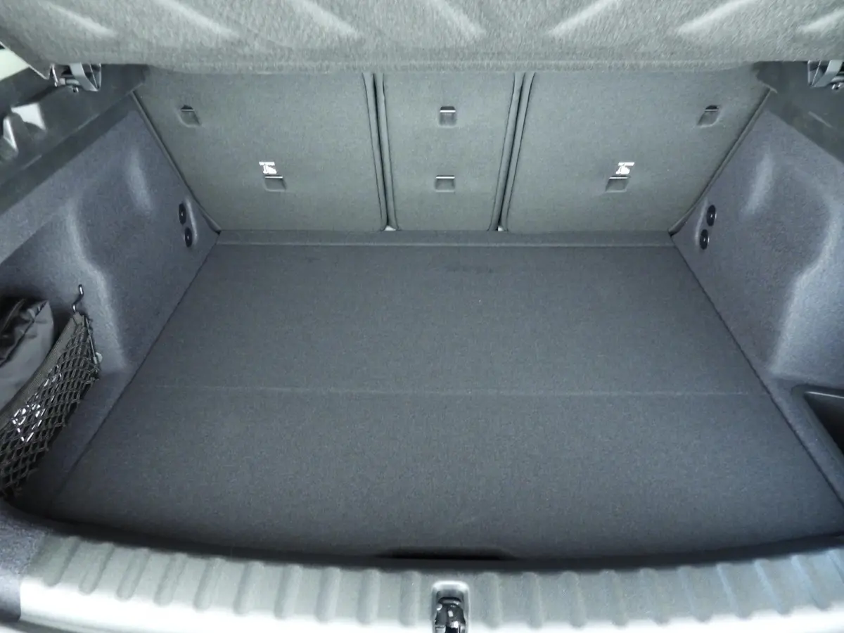1.5 C Classic Trim | Pakket S | Stuurwielrand verwarmd | Panoramadak | Head-Up | Trekhaak |