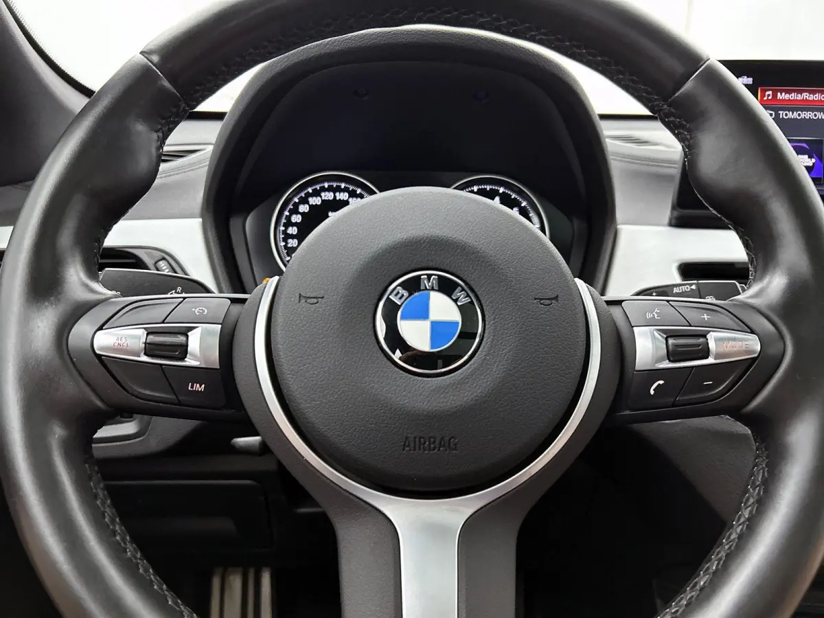 sDrive18i Executive Edition | M-SPORT | PANORAMADAK | STOELVERWARMING | ELEKTRISCHE KOFFERKLEP | HEAD UP | CRUISE CONTROL | CLIMATE CONTROL |