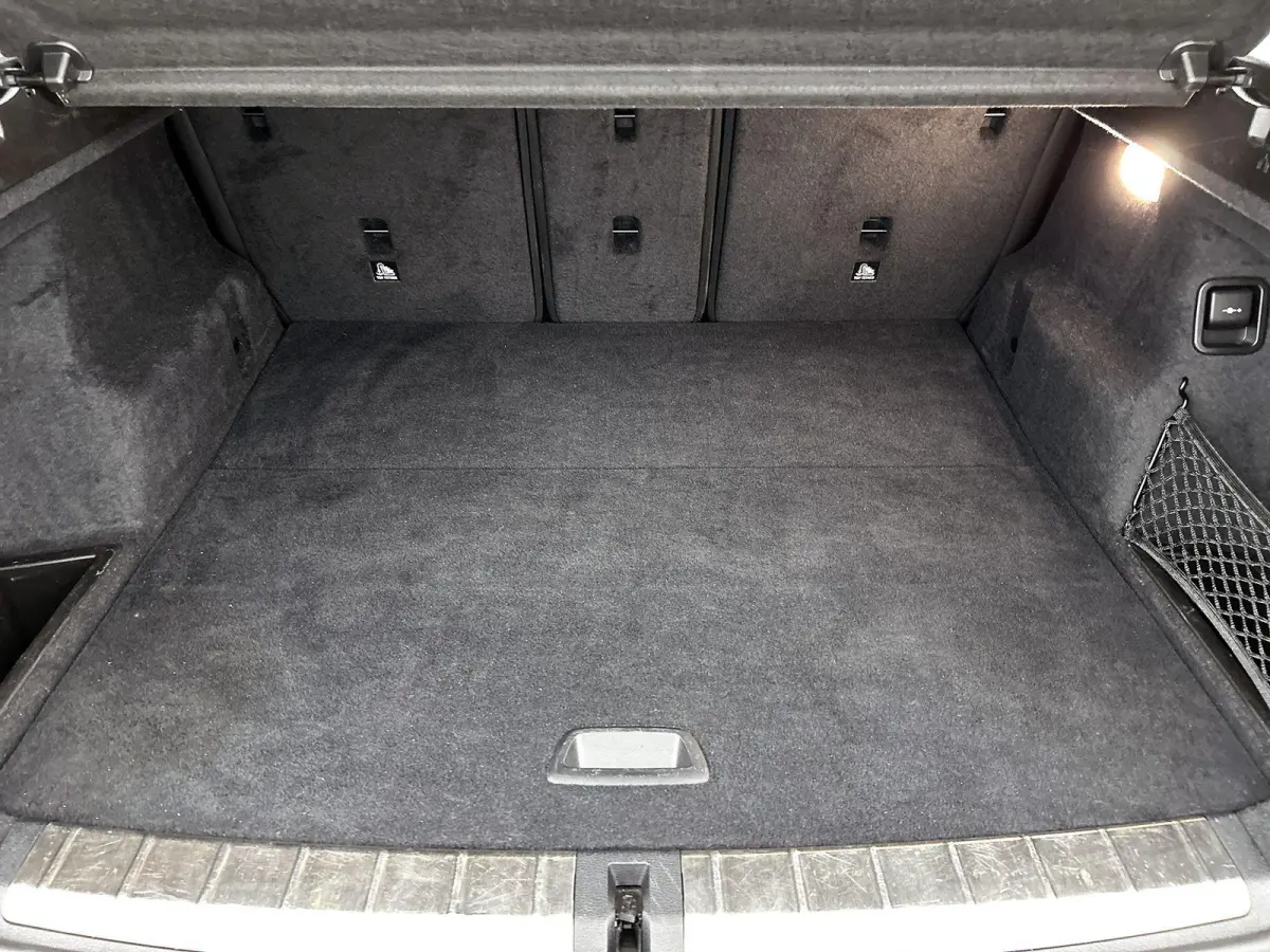 sDrive18i Executive Edition | M-SPORT | PANORAMADAK | STOELVERWARMING | ELEKTRISCHE KOFFERKLEP | HEAD UP | CRUISE CONTROL | CLIMATE CONTROL |