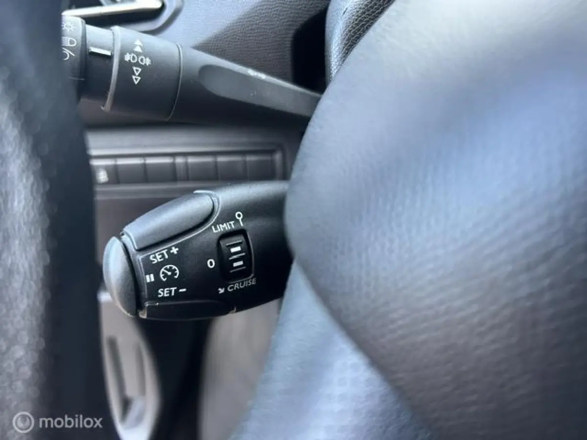 1.2 Active * AIRCO * LM VELGEN * CRUISE CONTROL