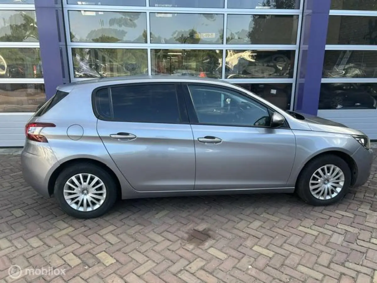 1.2 Active * AIRCO * LM VELGEN * CRUISE CONTROL