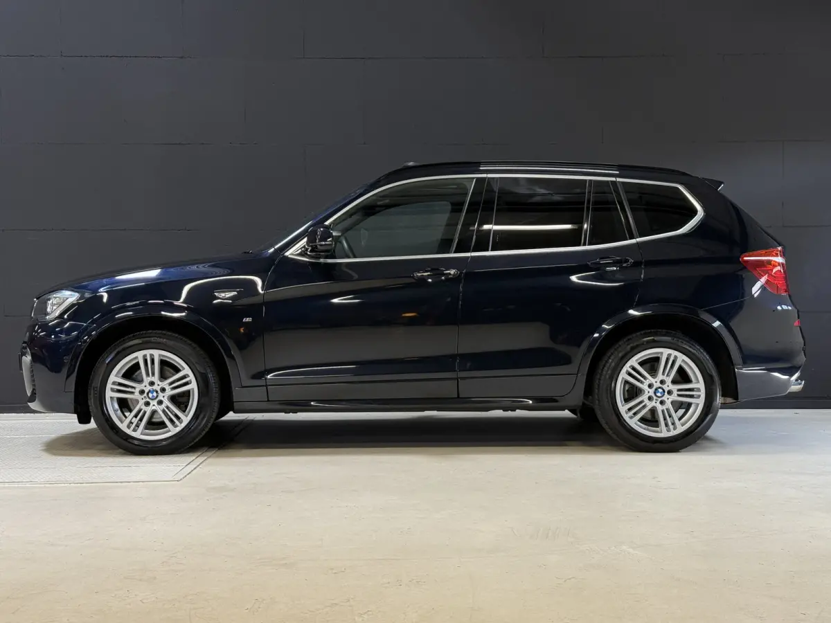 xDrive20i Centennial High Executive | M-Sport | Panoramadak | Camera