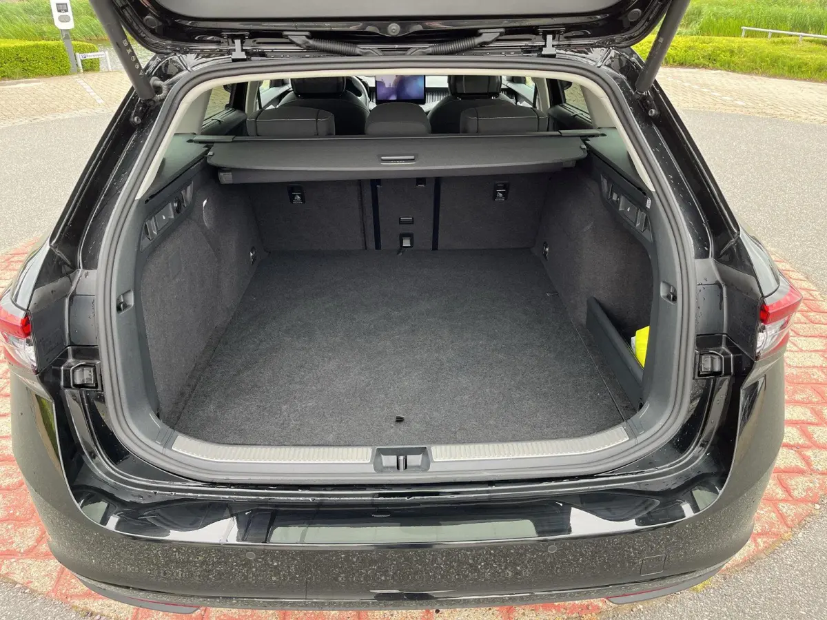 1.5 TSI PHEV Selection | 204PK | Trekhaak | A.camera | Clima |