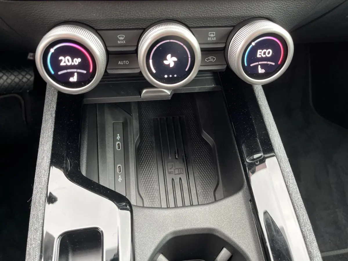 1.5 TSI PHEV Selection | 204PK | Trekhaak | A.camera | Clima |