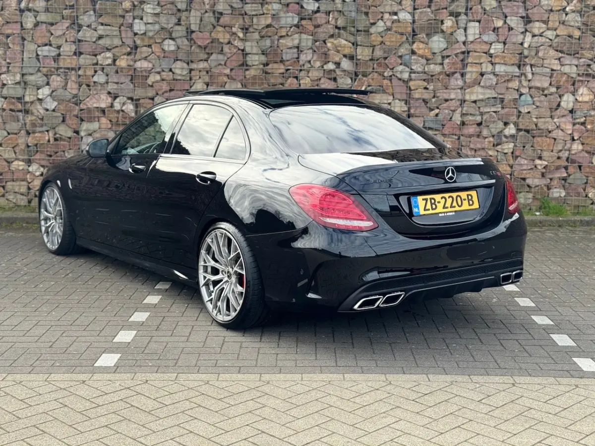 AMG 63 S