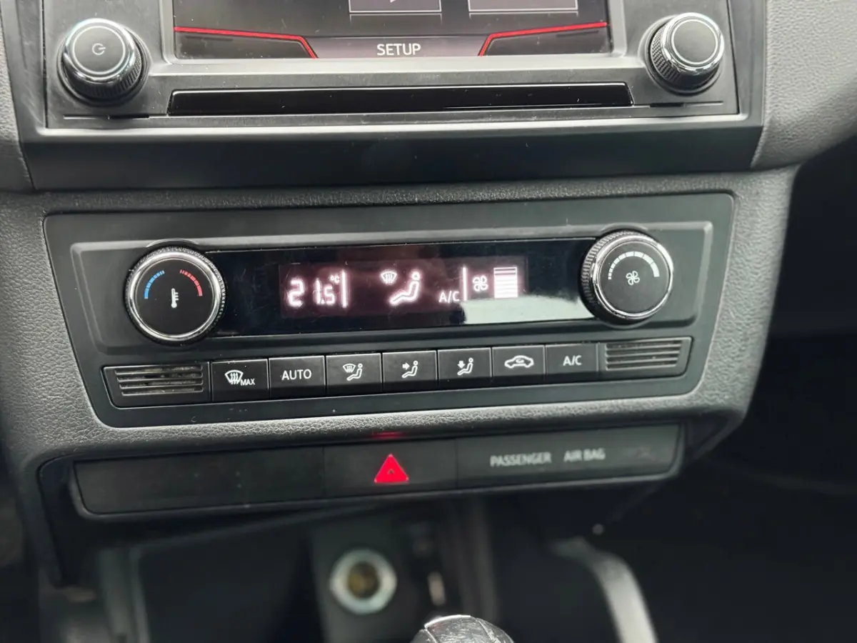 1.0 EcoTSI FR Connect