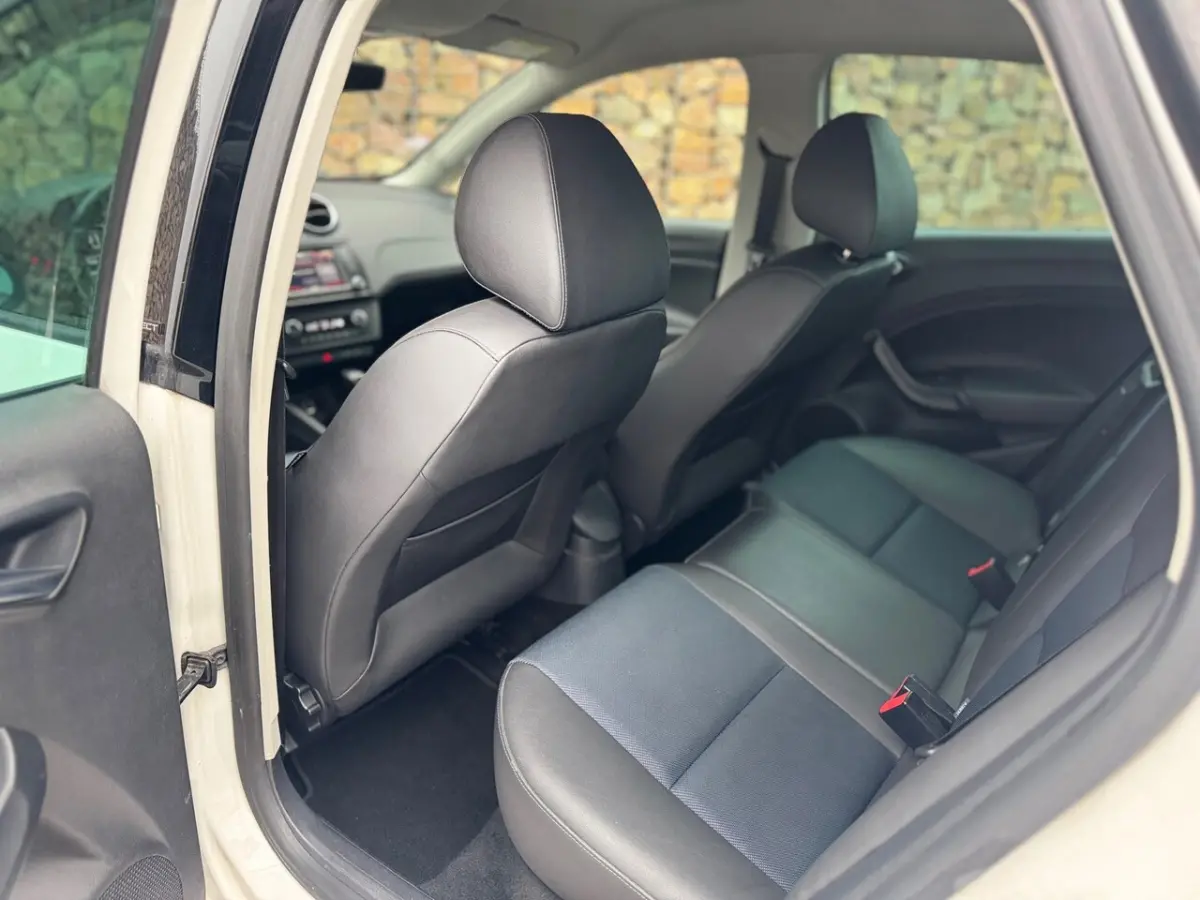 1.0 EcoTSI FR Connect