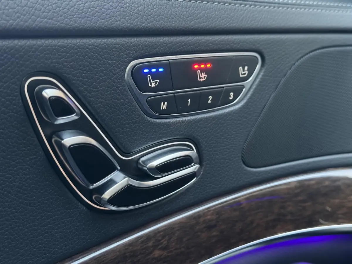 500 PLUG-IN HYBRID Lang