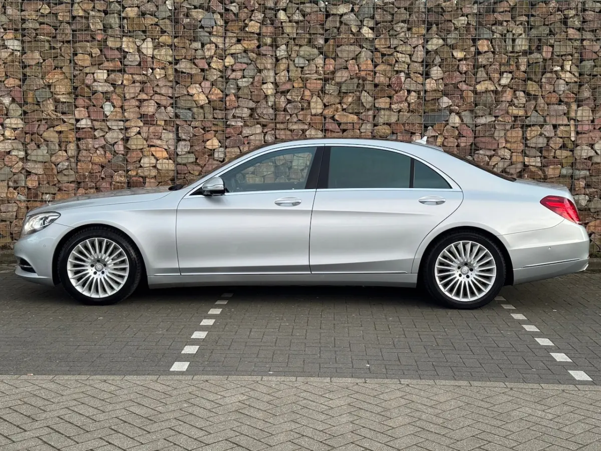 500 PLUG-IN HYBRID Lang