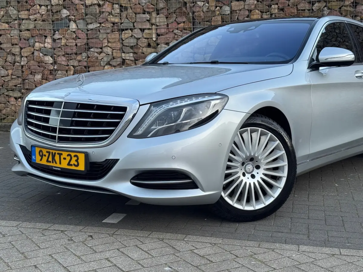 500 PLUG-IN HYBRID Lang