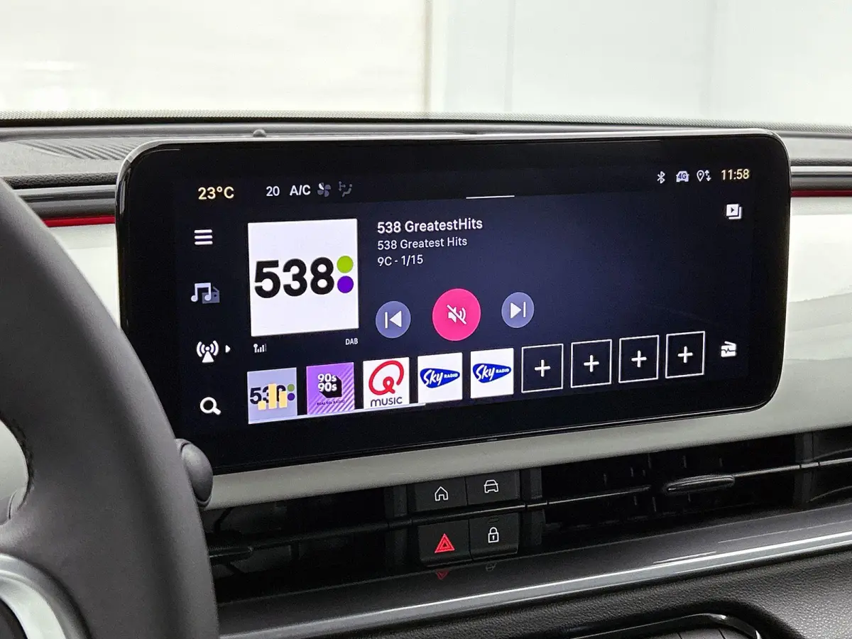 1.2 145pk Hybrid Icon Automaat | Apple Carplay/Android Auto | Cruise Control | LED | 17"LMV | Climate Control | Parkeersensoren |