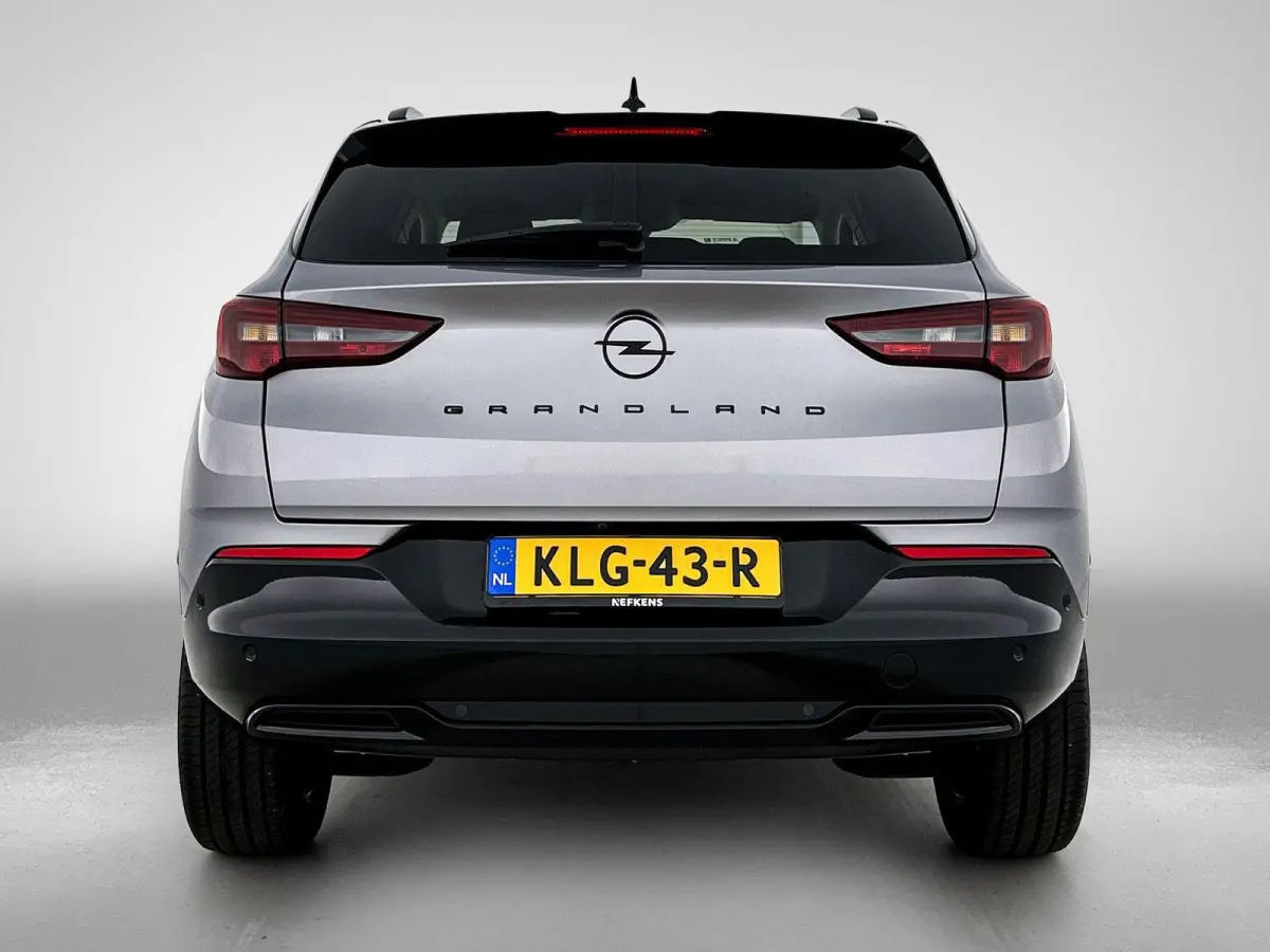 1.2 130pk GS Automaat | Navigatie | Adaptieve Cruise Control | 18"LMV | LED | Dodehoekdetectie | Camera | Apple Carplay/Android Auto |