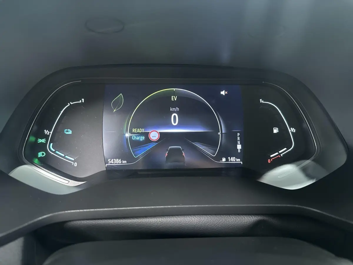 1.6 HEV AT Intense Automaat | Carplay