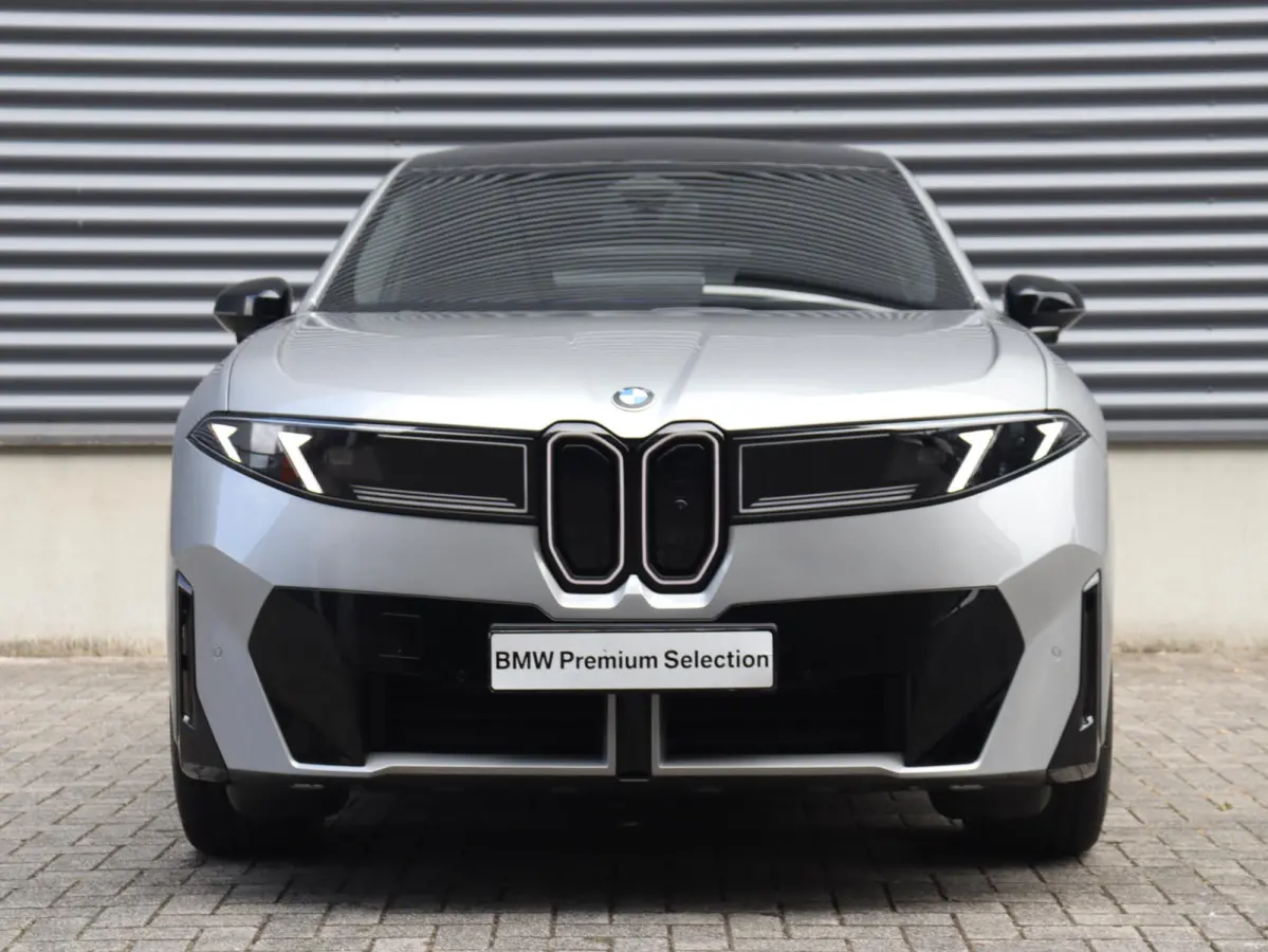 50 xDrive | M Sportpakket Pro | Innovation Pack | Panodak | Driving Assistant Plus | Trekhaak | Head-Up | M Sportstoelen | Harman Kardon | Parking Assistant Plus | SOH 100% | 22'' LMV