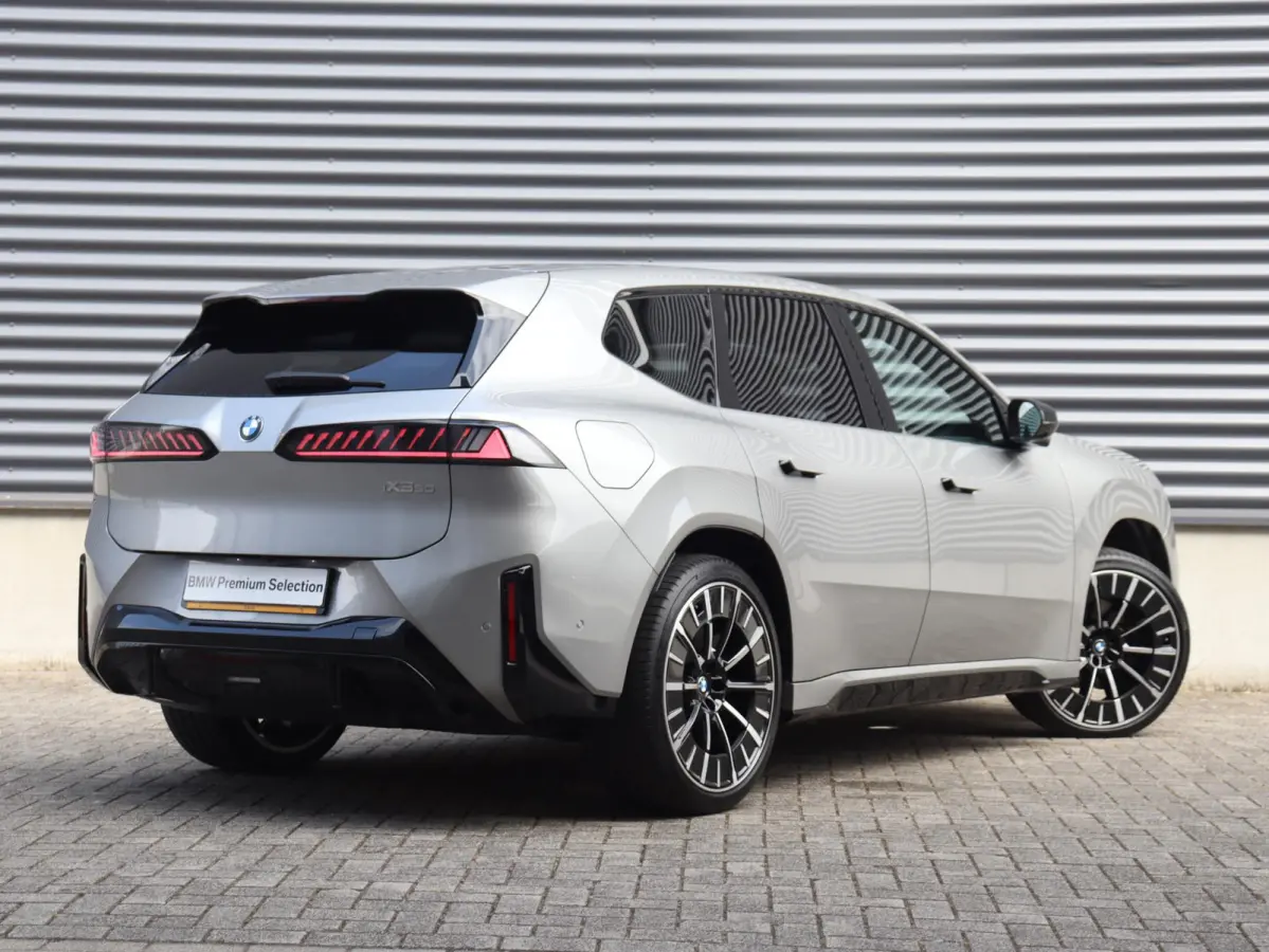 50 xDrive | M Sportpakket Pro | Innovation Pack | Panodak | Driving Assistant Plus | Trekhaak | Head-Up | M Sportstoelen | Harman Kardon | Parking Assistant Plus | SOH 100% | 22'' LMV