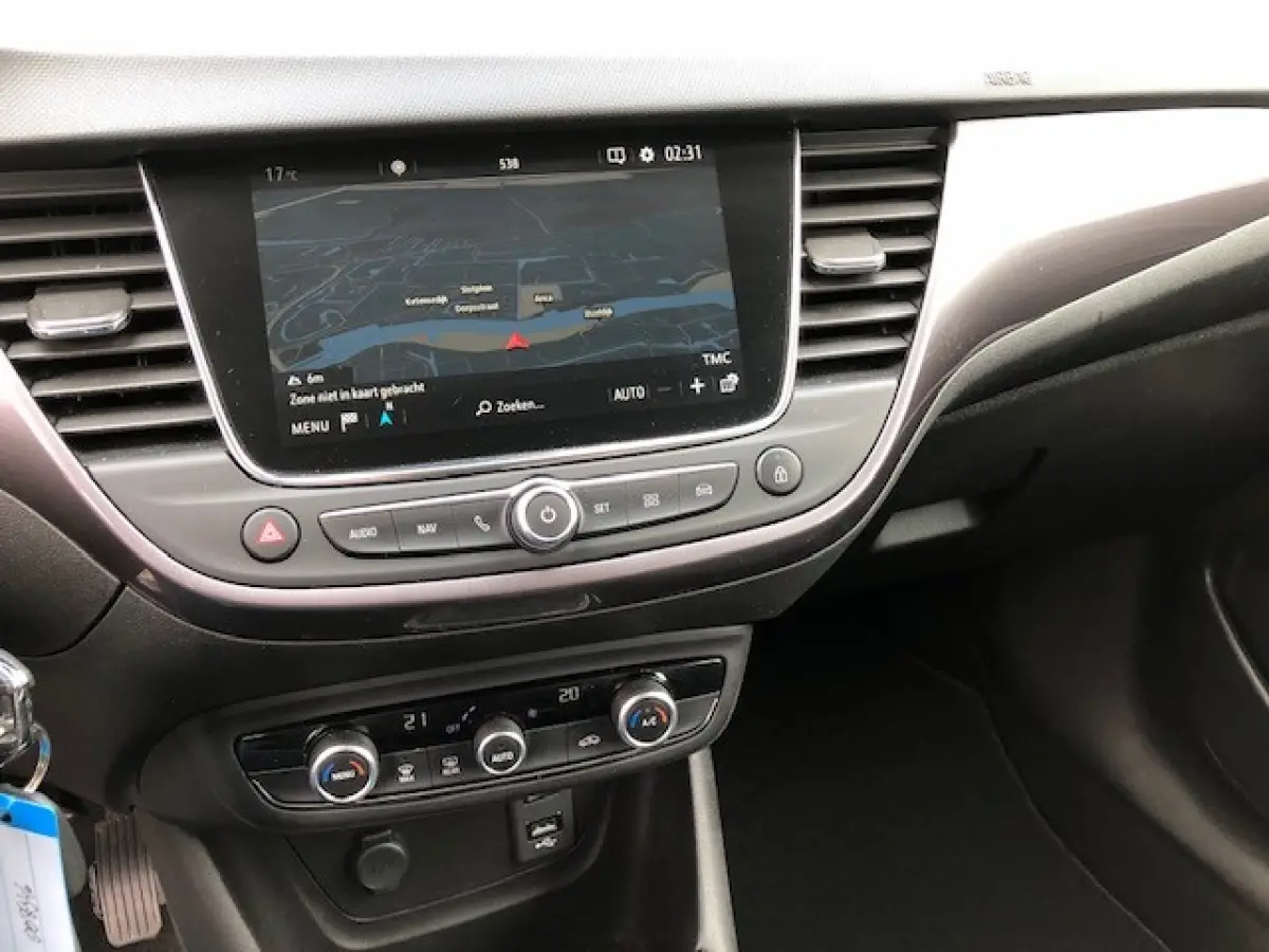 1.2 Turbo Innovation met Navi/Camera, LED, 17inch, DAB+