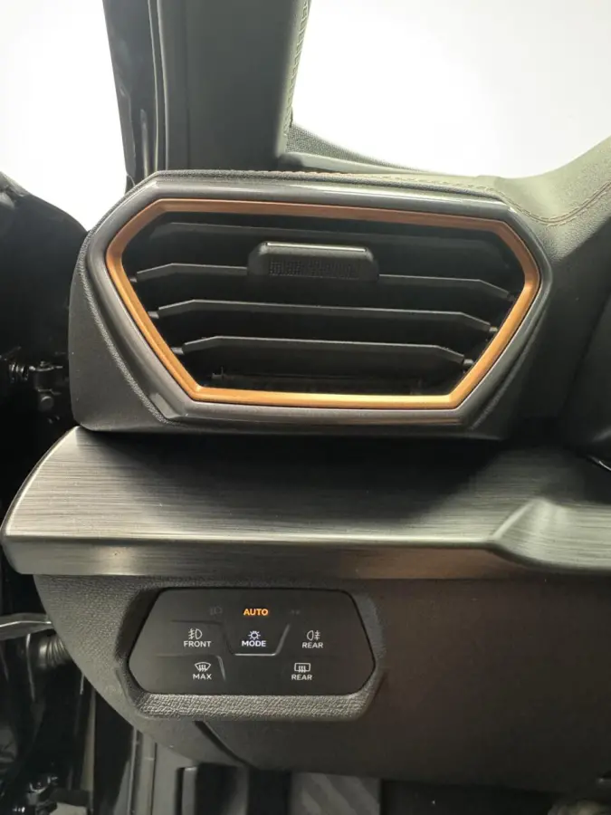1.4 e-Hybrid 204PK Navigatie-Carplay-Clima-Camera-Adapt.Cr.contr-Lm19''velgen-Stoel/Stuurverwarming-Parkeersensoren-Virtual