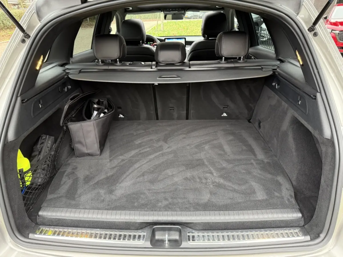 4M AMG Styling I Night I Pano I Trekhaak I Camera I 19''