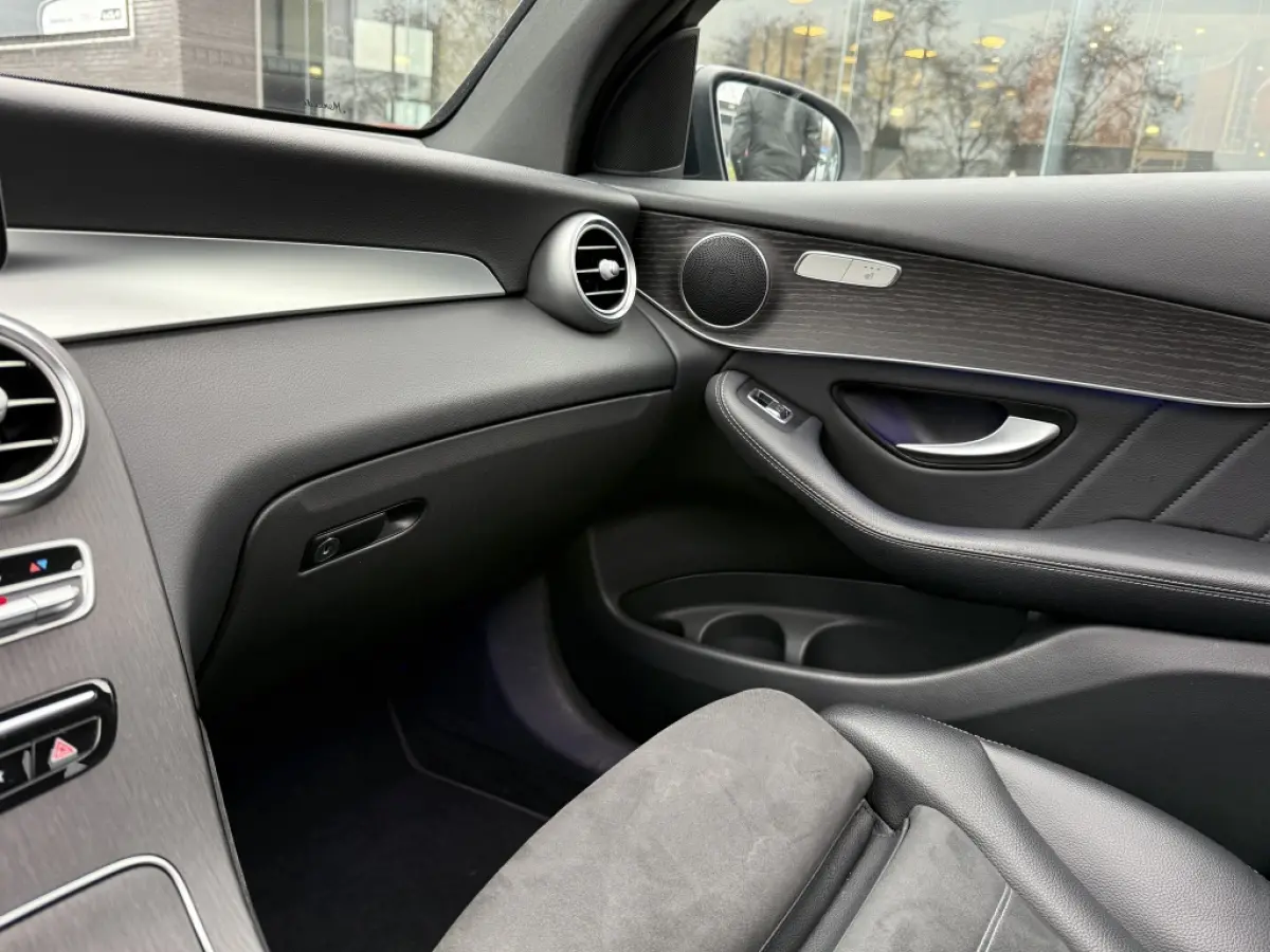 4M AMG Styling I Night I Pano I Trekhaak I Camera I 19''